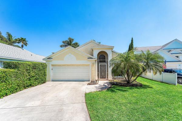 Meadow Lake At The Meadows, 29 Swallow Dr, Boynton Beach, Florida 33436, image 1
