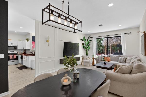 Eagle's Cay, 5809 Eagle Cay Ln, Coconut Creek, Florida 33073, image 1