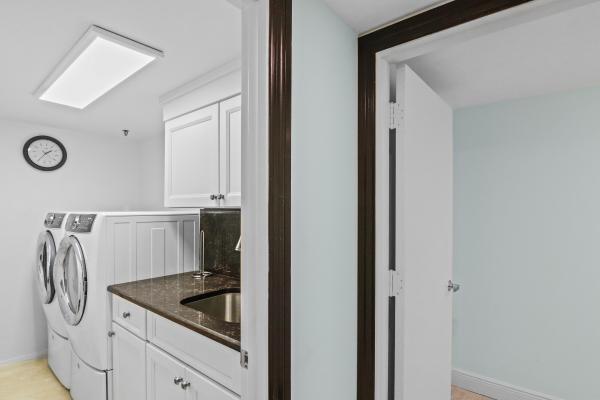 Lake Point Tower, 100 Lakeshore Dr #458, North Palm Beach, Florida 33408, image 1