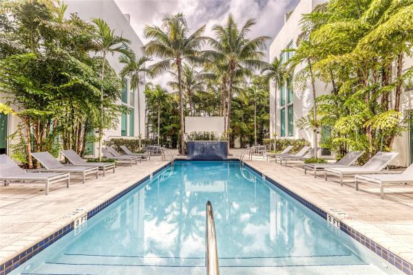 Bamboo Flats, 727 NE 4th Ave, Fort Lauderdale, Florida 33304, image 1