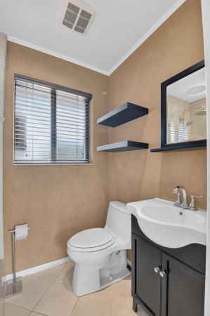 Country Club Village, 424 NW 12th Ave, Boca Raton, Florida 33486, image 3