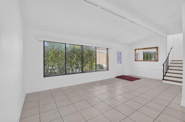 Country Club Village, 424 NW 12th Ave, Boca Raton, Florida 33486, image 1
