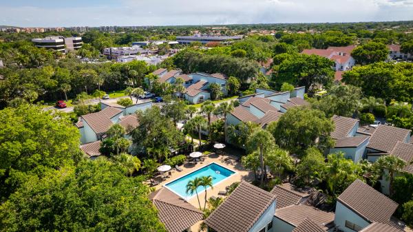 Pineapple Walk, 22354 Pineapple Walk Dr, Boca Raton, Florida 33433, image 3