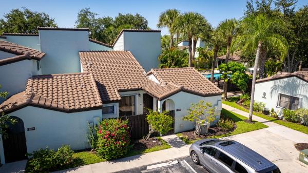 Pineapple Walk, 22354 Pineapple Walk Dr, Boca Raton, Florida 33433, image 1