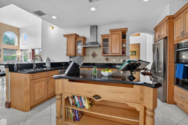 Victoria Falls, 12359 Riverfalls Ct, Boca Raton, Florida 33428, image 2