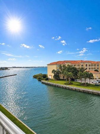 Harbour Isle East, 5 Harbour Isle Dr #Ph06, Fort Pierce, Florida 34949, image 1