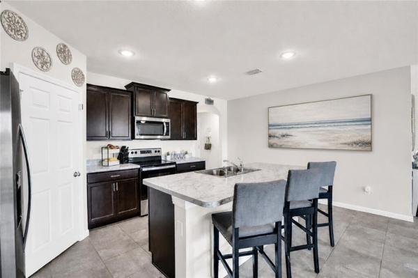 Creekside, 3453 Trinity Cir, Fort Pierce, Florida 34945, image 3