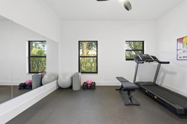 Bear Lakes Estates North, 2557 Seminole Cir, West Palm Beach, Florida 33409, image 2