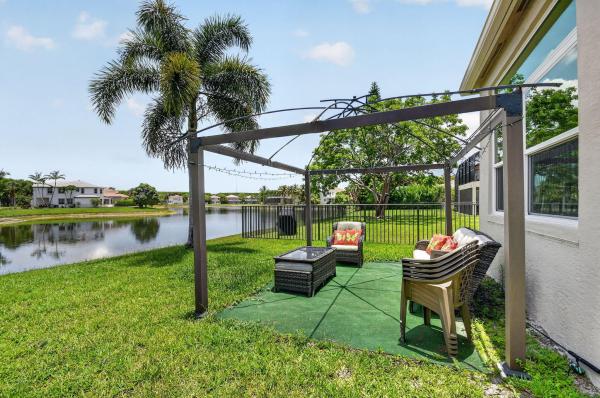 Easton Village, 2142 Balsan Way, Wellington, Florida 33414, image 2
