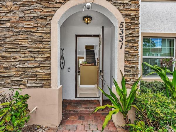 Charleston Commons, 5331 Ashley River Rd, West Palm Beach, Florida 33417, image 3
