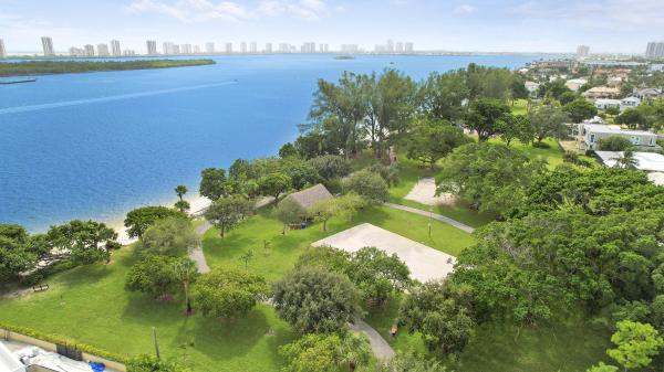 Yacht Club, 731 Cruiser Rd S, North Palm Beach, Florida 33408, image 2