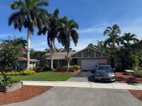 Coral Springs Country Club West, 11954 NW 24th St, Coral Springs, Florida 33065, image 1