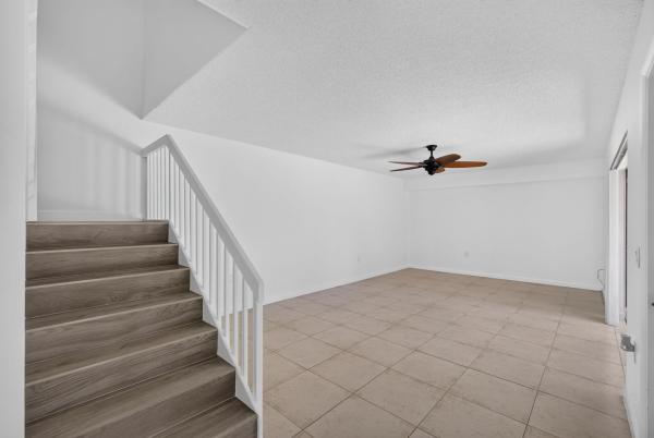 Waterside Luxury Townhomes, 851 Blue Ridge Cir, West Palm Beach, Florida 33409, image 2