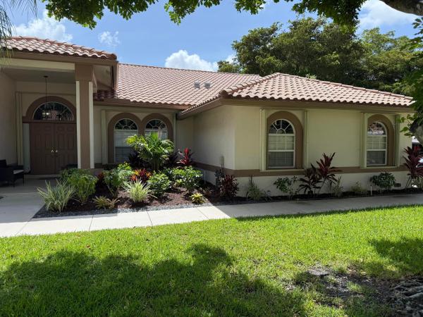 4863 Chardonnay Dr, Coral Springs, Florida 33067, image 3