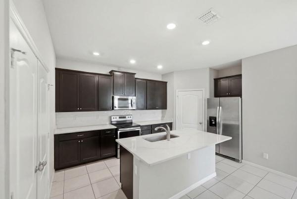 Celebration Pointe, 5102 Joyous Pl, Fort Pierce, Florida 34947, image 2