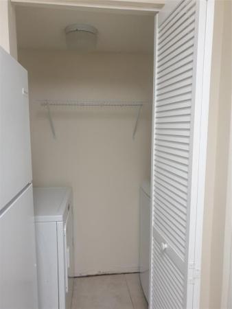 Hollywood Parc, 520 S Park Rd #18-12, Hollywood, Florida 33021, image 2
