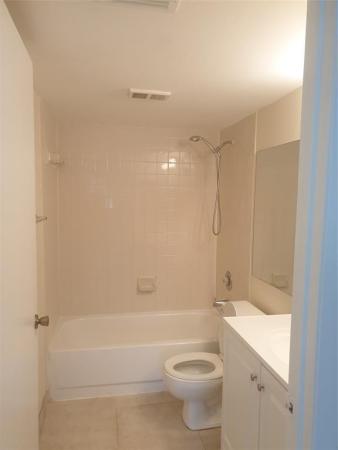 Hollywood Parc, 520 S Park Rd #18-12, Hollywood, Florida 33021, image 1