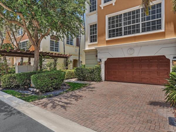 Trieste At Boca, 5575 NE Trieste Way, Boca Raton, Florida 33487, image 2