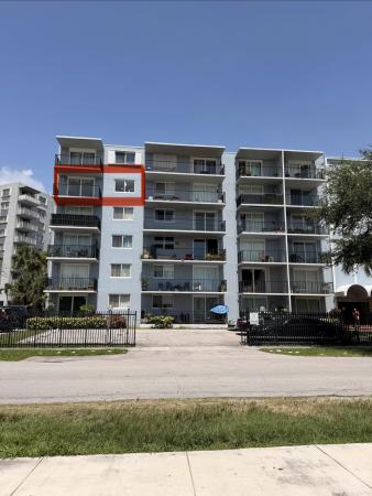 3 Horizons East, 12500 NE 15th Ave #516, North Miami, Florida 33161, image 1