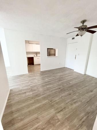 3 Horizons East, 12500 NE 15th Ave #516, North Miami, Florida 33161, image 2