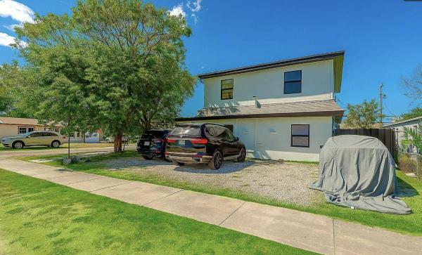 2447 Roosevelt St #4, Hollywood, Florida 33020, image 3