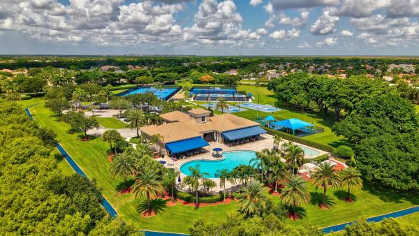 Crystal Pointe, 21653 Marigot Dr, Boca Raton, Florida 33428, image 1