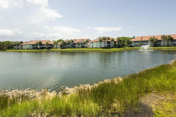 Cypress Point, 184 Cypress Point Dr, Palm Beach Gardens, Florida 33418, image 2