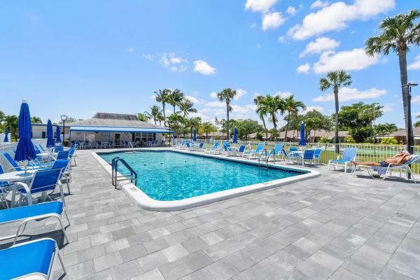 1210 S Drive Cir #D, Delray Beach, Florida 33445, image 3