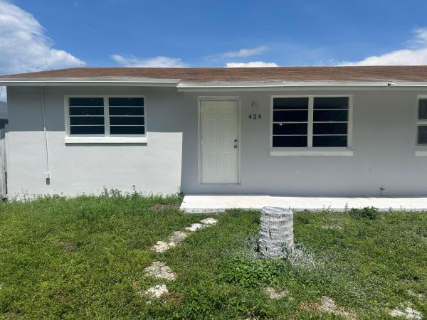 Royal Palm Estates, 422 Caroline Ave, West Palm Beach, Florida 33413, image 2