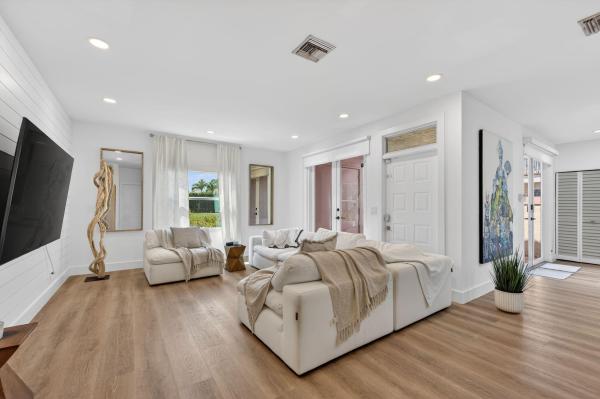 Eagle Creek Townhomes, 11892 Royal Palm Blvd, Coral Springs, Florida 33065, image 2