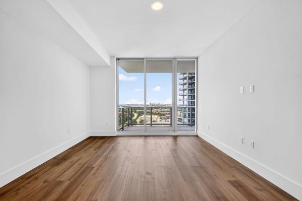 220 Lake Shore Dr #1511, Lake Park, Florida 33403, image 2