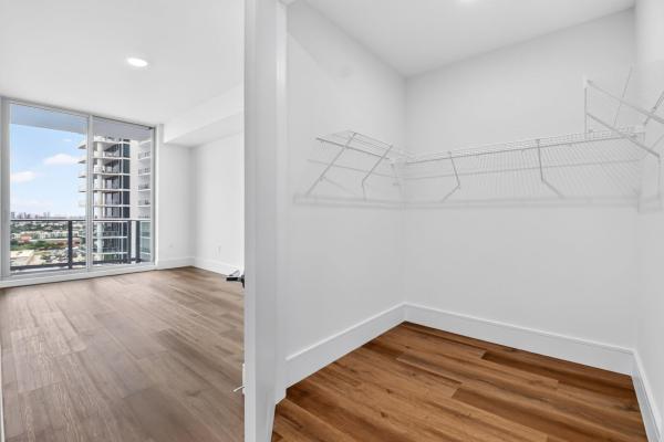 220 Lake Shore Dr #1511, Lake Park, Florida 33403, image 3