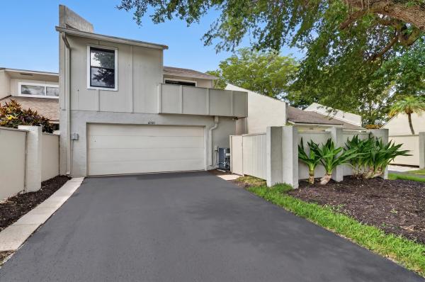 Hidden Landing, 12720 Spinnaker Ln, Wellington, Florida 33414, image 1