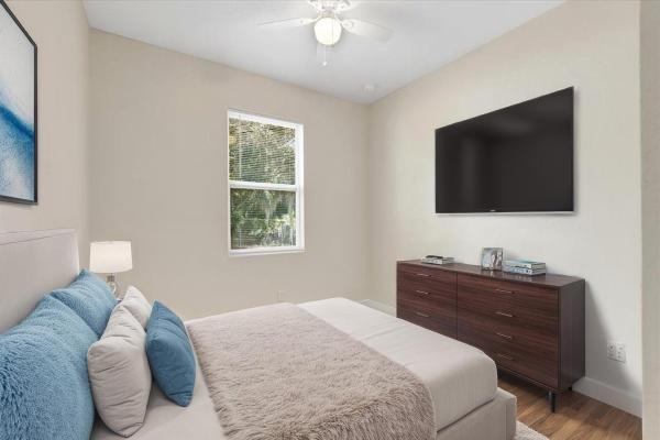 Amy Anna Park, 306 N 18th Ct ##2, Fort Pierce, Florida 34950, image 2