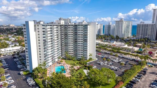 Coral Ridge Towers East, 3300 NE 36th St #920, Fort Lauderdale, Florida 33308, image 3