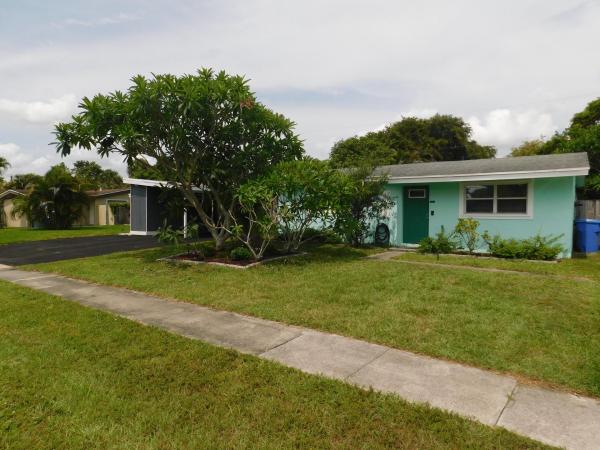 Palm Beach Colony, 749 Camellia Dr, Royal Palm Beach, Florida 33411, image 2