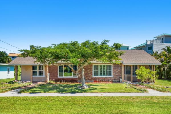 Fort Pierce Beach, 1404 Binney Dr, Fort Pierce, Florida 34949, image 3