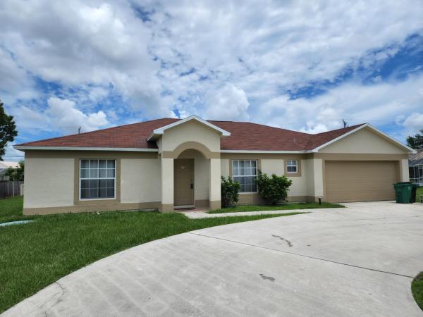 2709 SW Somber Rd, Port St. Lucie, Florida 34953, image 2