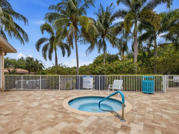Coral Trace, 308 Coral Trace Ct, Delray Beach, Florida 33445, image 2