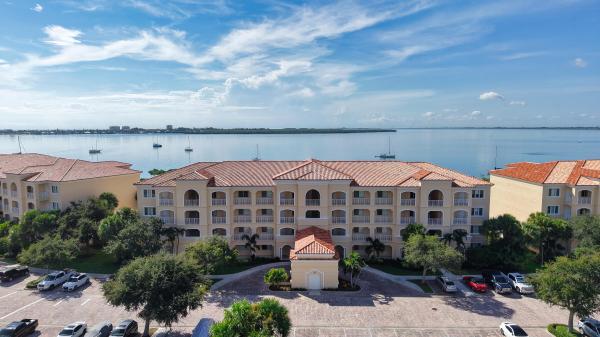Harbour Isle West, 21 Harbour Isle Dr #Ph02, Fort Pierce, Florida 34949, image 2