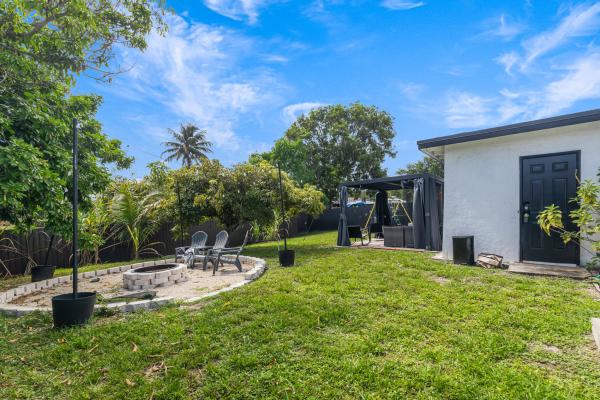 Westgate Lake Manors, 24 NW 42nd Ter, Plantation, Florida 33317, image 1