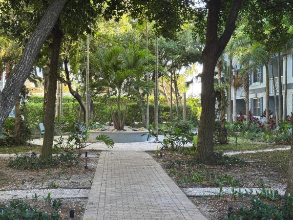 621 E Woolbright Rd #202, Boynton Beach, Florida 33435, image 1
