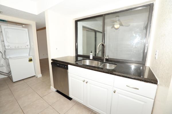 South Shore Of Wellington, 1265 The 12th Fairway, Wellington, Florida 33414, image 3