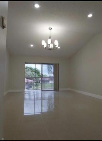 Rosewood, 9903 Three Lakes Cir, Boca Raton, Florida 33428, image 3