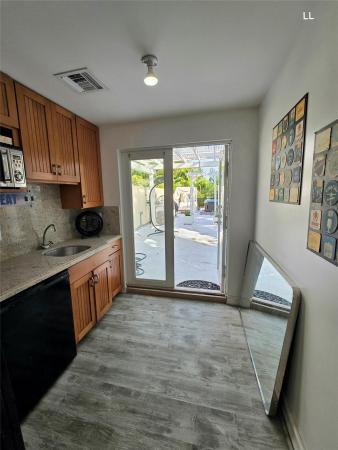 Victoria Park, 808 N Victoria Park Rd, Fort Lauderdale, Florida 33304, image 3