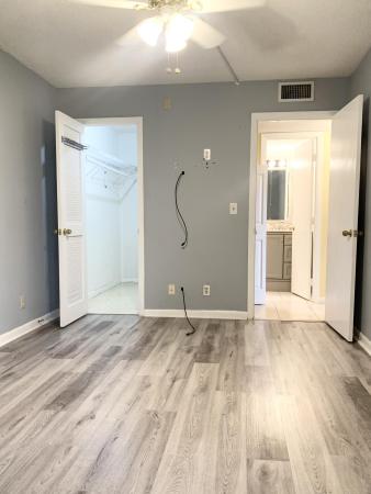 81 Kingswood E, West Palm Beach, Florida 33417, image 2