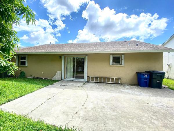 5314 Blueberry Hill Ave, Lake Worth, Florida 33463, image 1