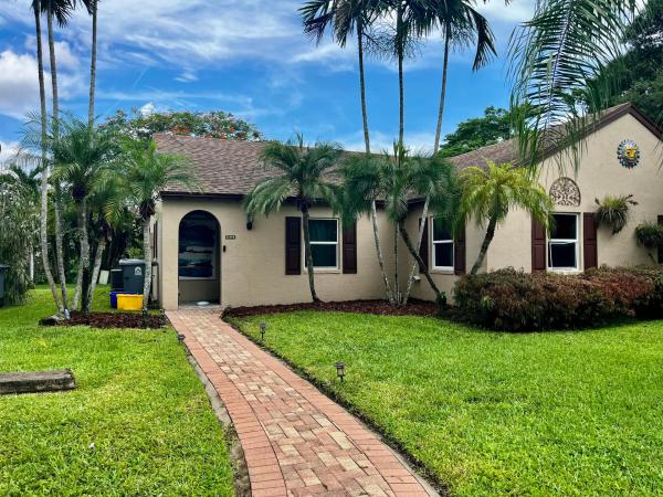 Hammock Of Sandalfoot, 22390 SW 57th Cir #22390, Boca Raton, Florida 33428, image 2