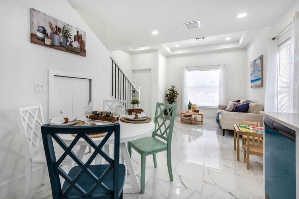 Cherry Hills, 425 NW 13th Ave, Boynton Beach, Florida 33435, image 2