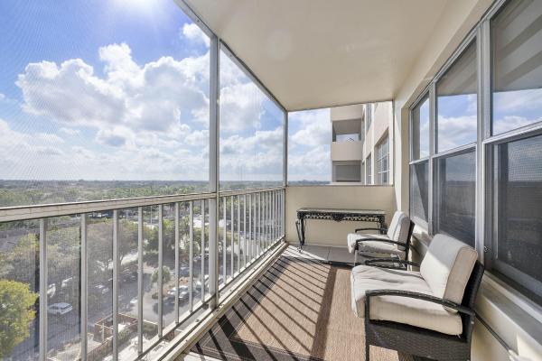 Country Club Tower Of Coral Springs, 10777 W Sample Rd #918, Coral Springs, Florida 33065, image 2